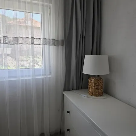 Vakantiehuis къща вира *