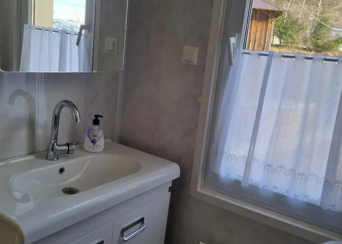 къща вира * Asikoria